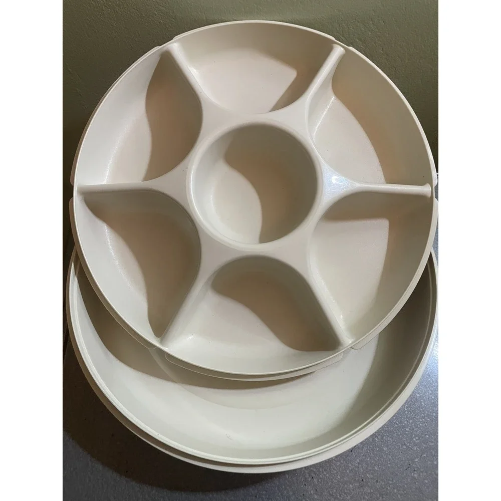 Vintage Tupperware Divided Serving & Storage Platter Almond w/Lid 1666-2/1665-2
